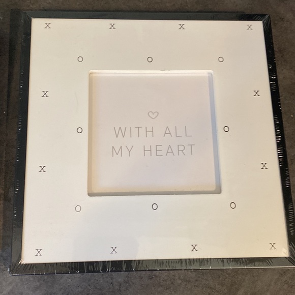 NWT BP XO picture frames - Picture 2 of 11